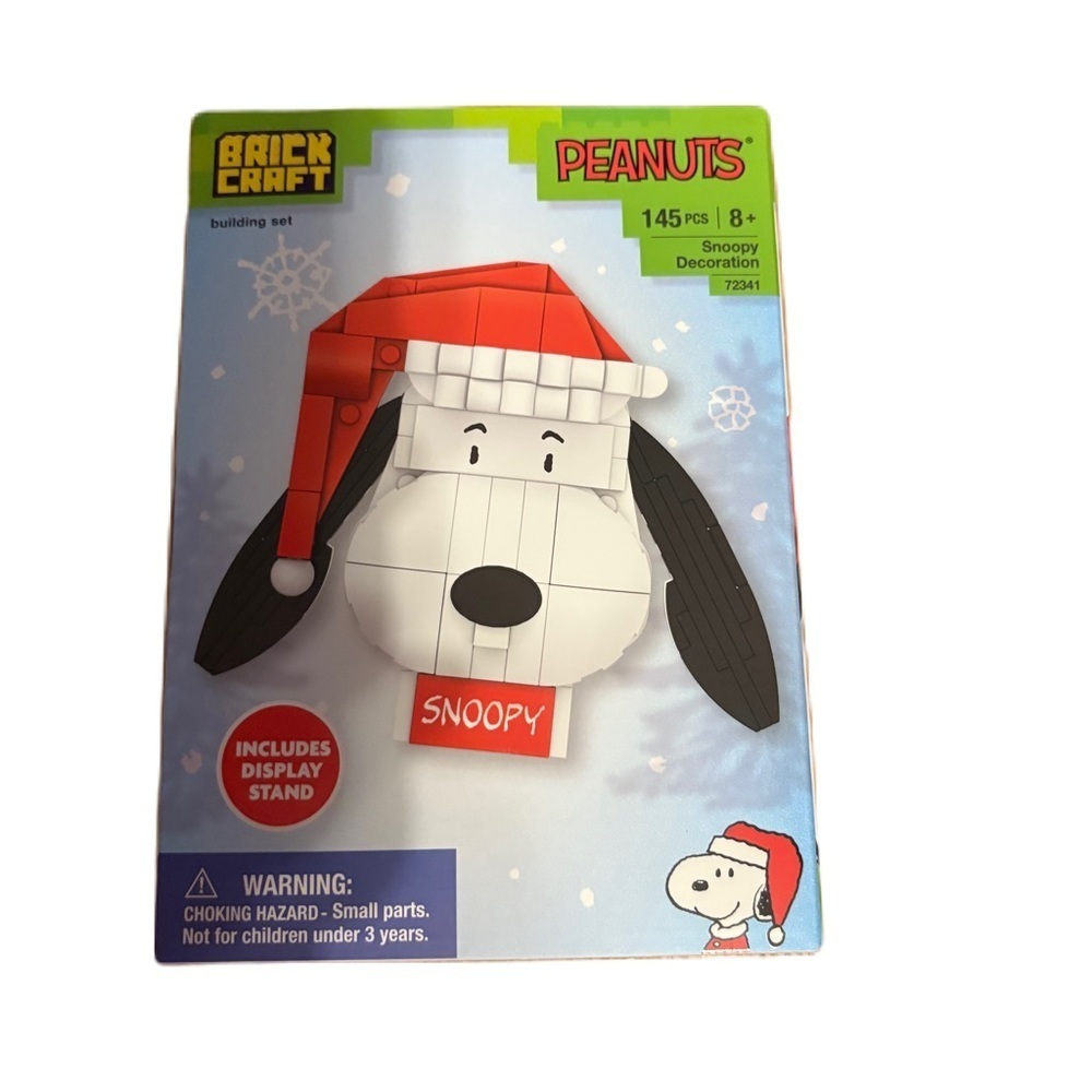 Brickcraft Peanuts Snoopy Building Kit 145-Piece Holiday Christmas NEW Santa Hat